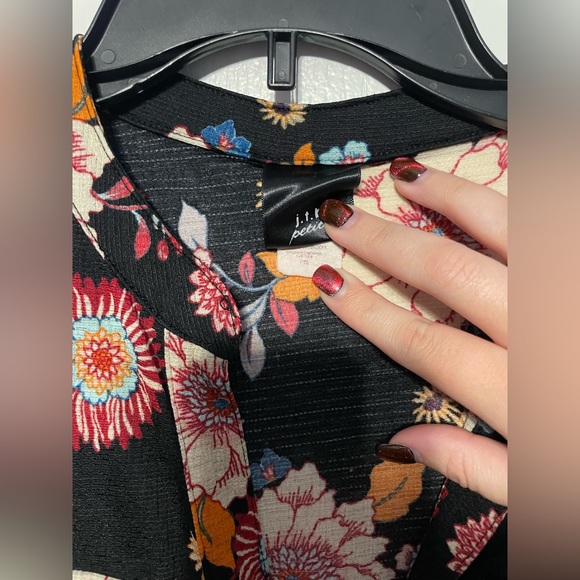 J.t.b. Petite medium floral blouse - Picture 3 of 5